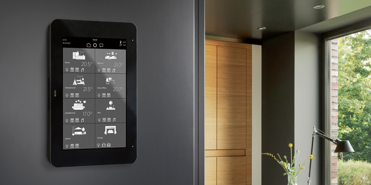 JUNG Smart Panel 8 bei VP-Elektro GmbH in Colditz OT Sermuth